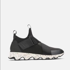 New Sorel Kinetic Sneakers in Black & Sea Salt